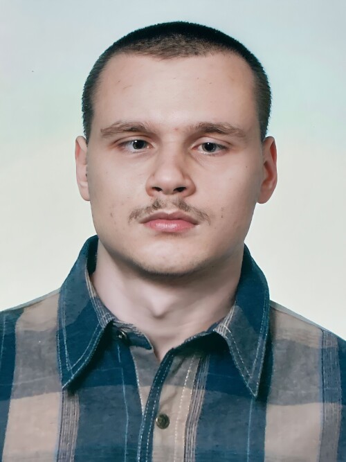 BELORUSSKII-POET-ANDREI-ALEKSANDROVIC-ZLUTKOff34815c5cdd95dd.jpg